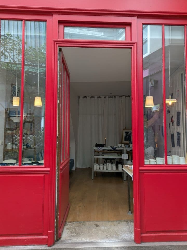 008=JNA à La petite boutique rouge, 2026_JNA at La petite boutique rouge, 2026.jpg